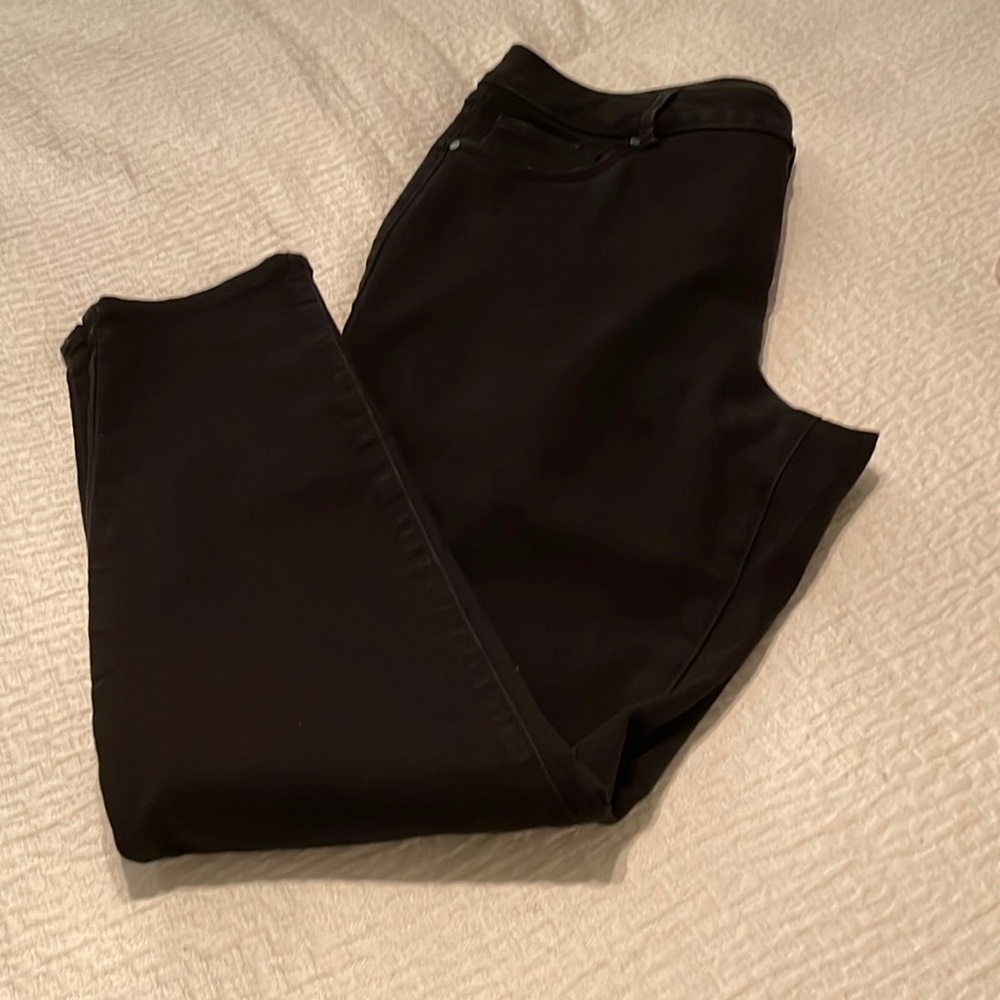 Black skinny jeans